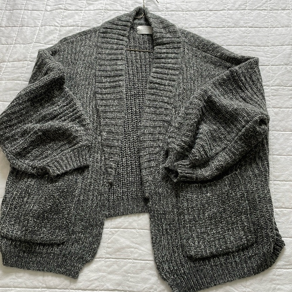 Oversized Sweater/Cardigan